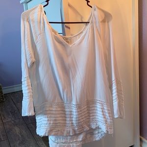 Forever 21 White Flowly Blouse